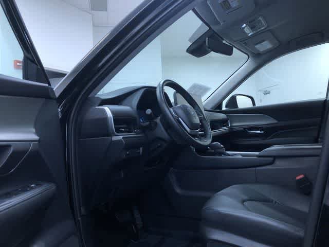 Thumbnail: 2025 Toyota Grand Highlander - 12