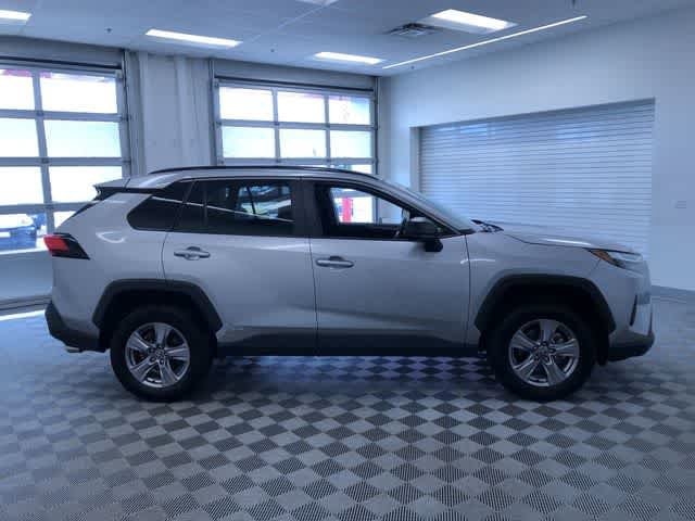 Thumbnail: 2025 Toyota RAV4 - 36