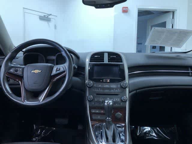 Thumbnail: 2013 Chevrolet Malibu - 18