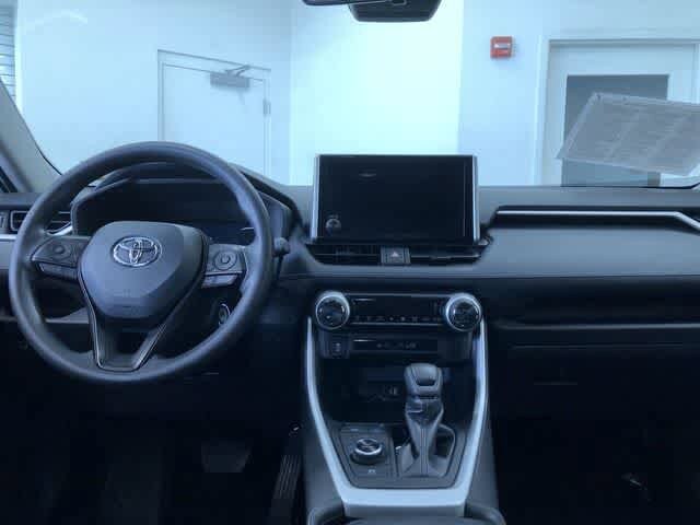 Thumbnail: 2025 Toyota RAV4 - 17