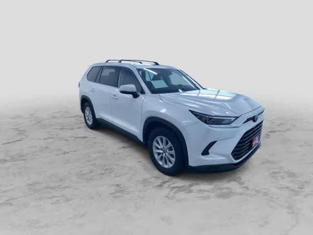 Thumbnail: 2024 Toyota Grand Highlander - 3