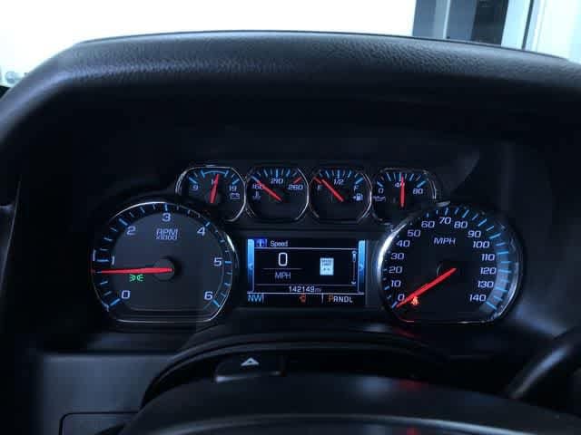 Thumbnail: 2019 Chevrolet Suburban - 23