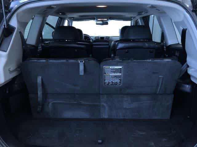 Thumbnail: 2013 Toyota Highlander - 23