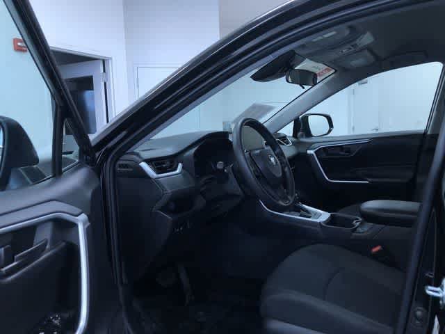 Thumbnail: 2025 Toyota RAV4 - 10