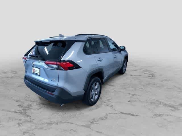 Thumbnail: 2025 Toyota RAV4 - 9