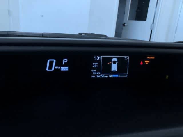 Thumbnail: 2018 Toyota Prius c - 29