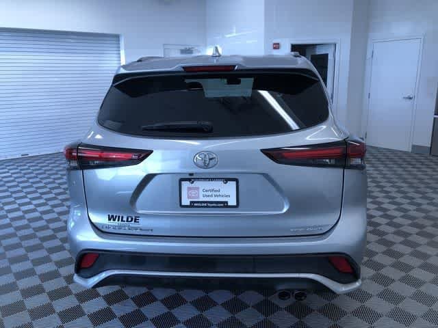 Thumbnail: 2025 Toyota Highlander - 13