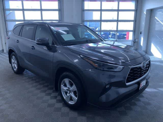 Thumbnail: 2024 Toyota Highlander - 38