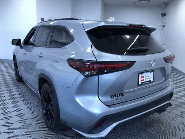 Thumbnail: 2025 Toyota Highlander - 12