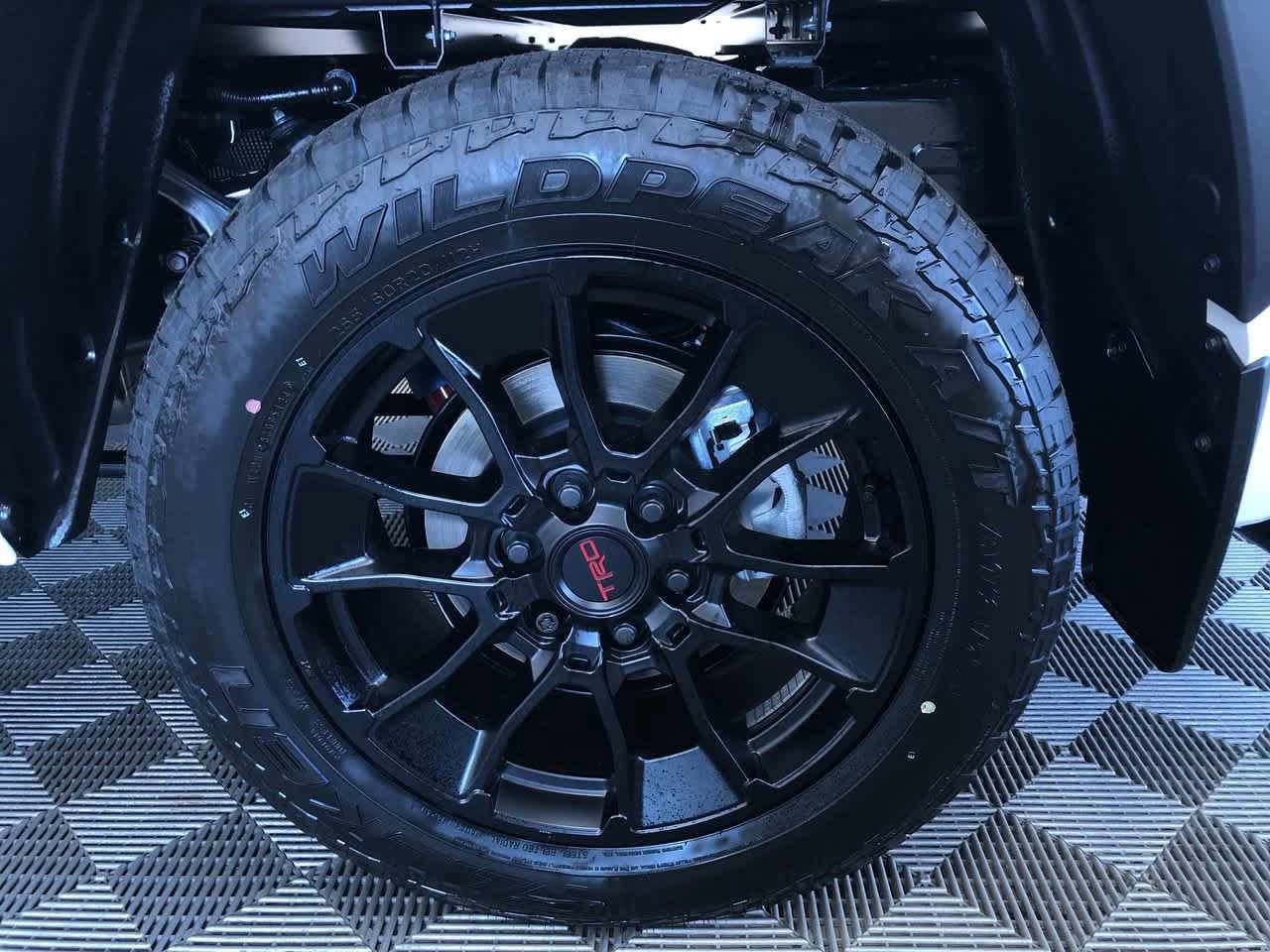 2025 Toyota Tundra Limited 8