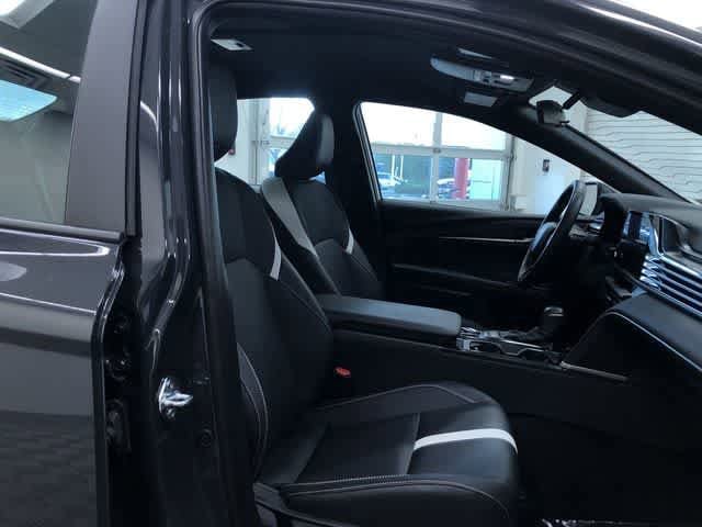 Thumbnail: 2025 Toyota Camry - 14