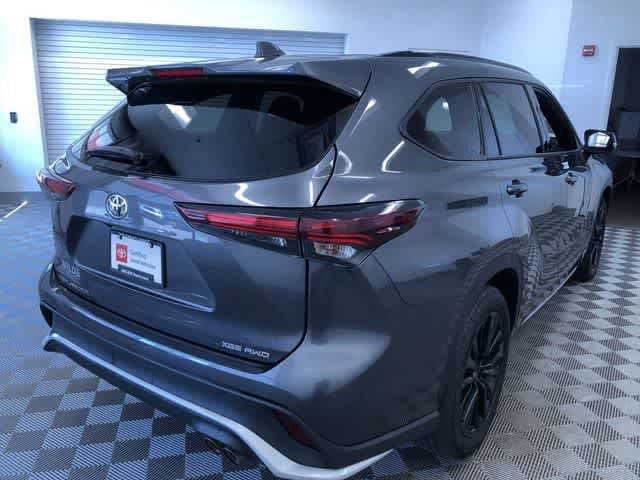 Thumbnail: 2025 Toyota Highlander - 26