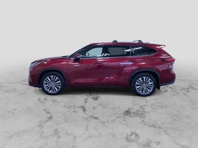 Thumbnail: 2020 Toyota Highlander - 6