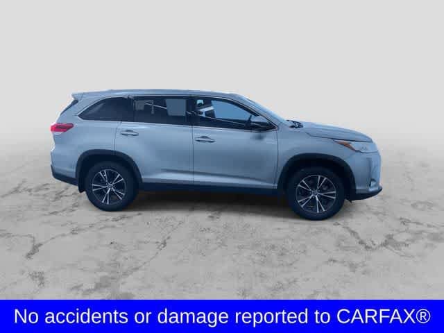 Thumbnail: 2019 Toyota Highlander - 2