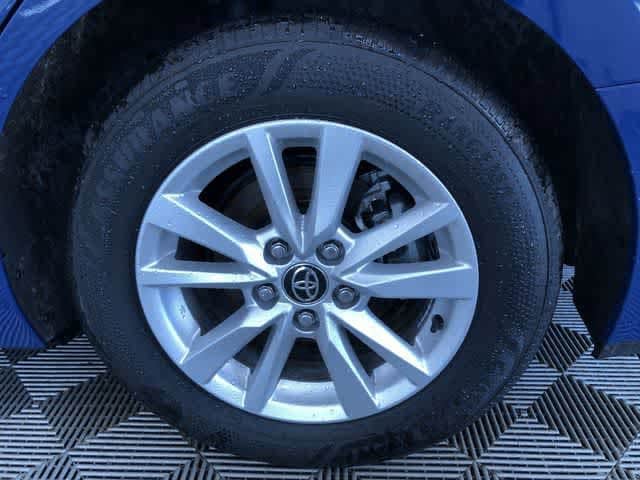 Thumbnail: 2025 Toyota Camry - 18