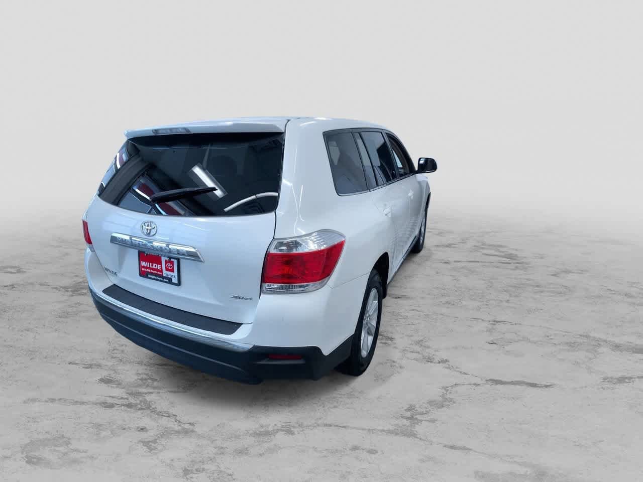 Thumbnail: 2013 Toyota Highlander - 9