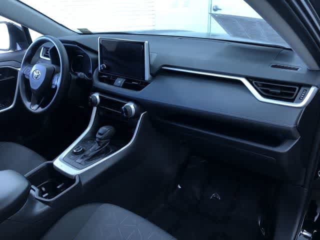 Thumbnail: 2025 Toyota RAV4 - 24