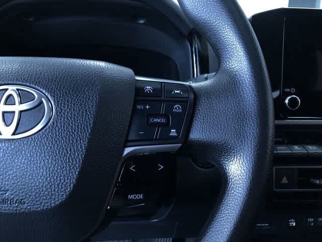 Thumbnail: 2025 Toyota Camry - 18