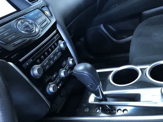 Thumbnail: 2015 Nissan Pathfinder - 30