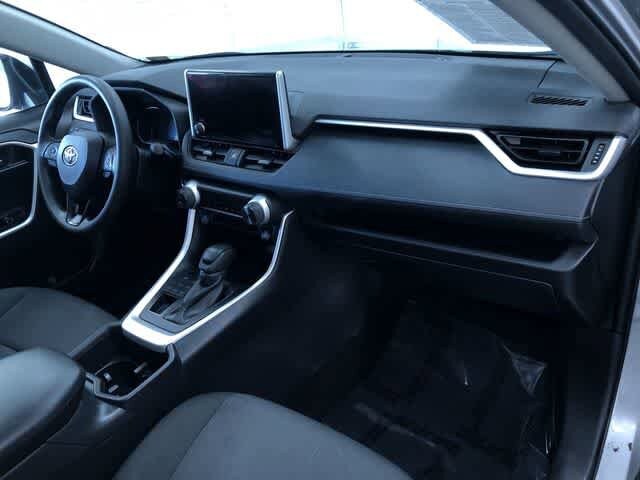 Thumbnail: 2025 Toyota RAV4 - 23