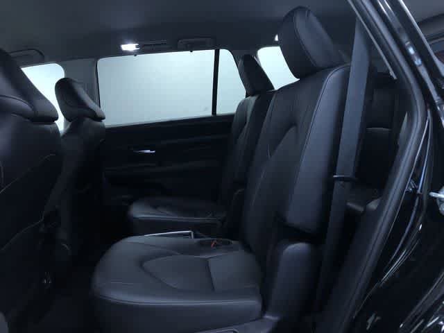 Thumbnail: 2025 Toyota Grand Highlander - 22