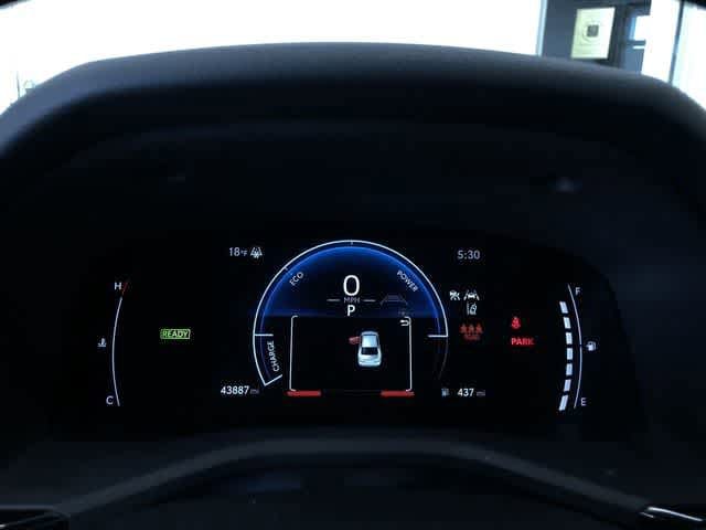 Thumbnail: 2025 Toyota Camry - 31