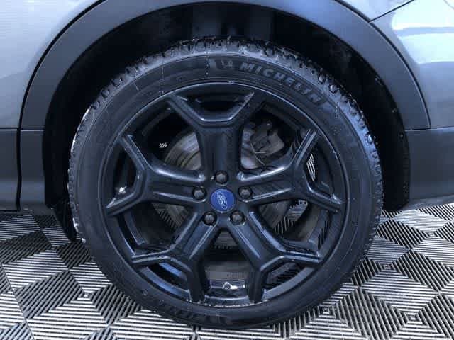 Thumbnail: 2017 Ford Escape - 17