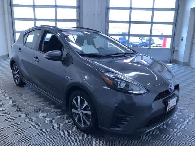 Thumbnail: 2018 Toyota Prius c - 34