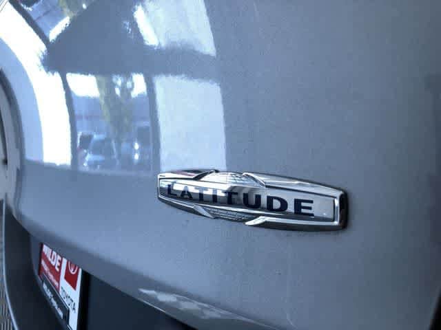 Thumbnail: 2015 Jeep Cherokee - 8