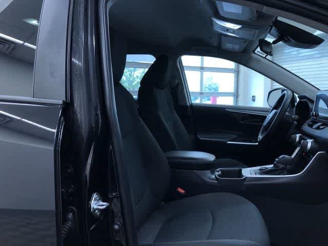 Thumbnail: 2025 Toyota RAV4 - 22