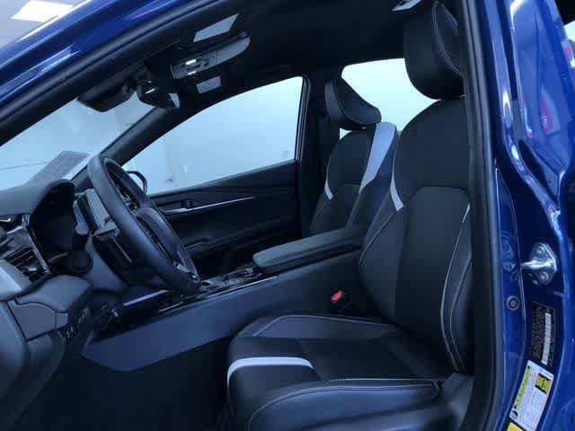 Thumbnail: 2025 Toyota Camry - 18