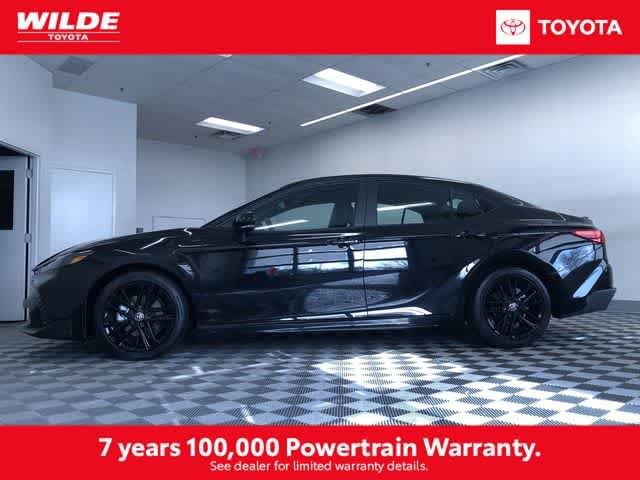 2025 Toyota Camry SE photo 2