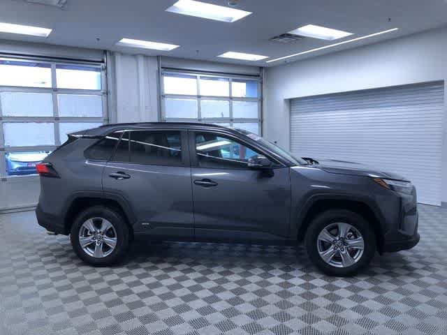 Thumbnail: 2025 Toyota RAV4 - 34