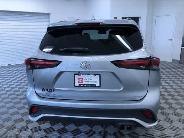 Thumbnail: 2025 Toyota Highlander - 13
