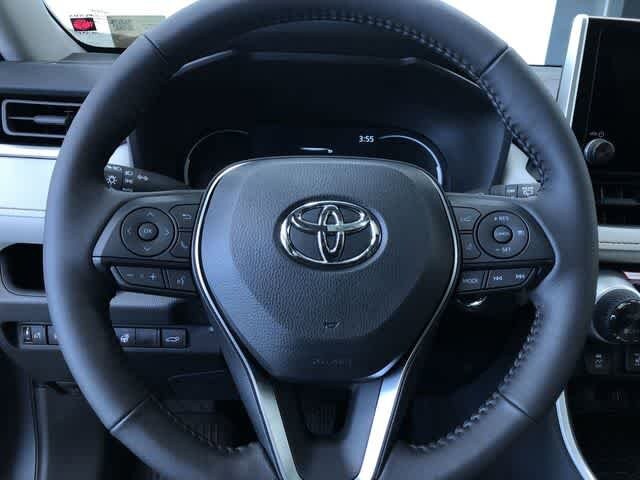 Thumbnail: 2025 Toyota RAV4 - 16