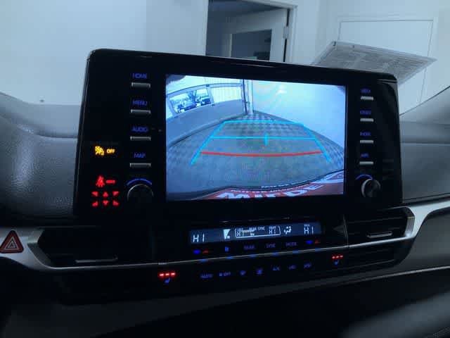 Thumbnail: 2021 Toyota Sienna - 28