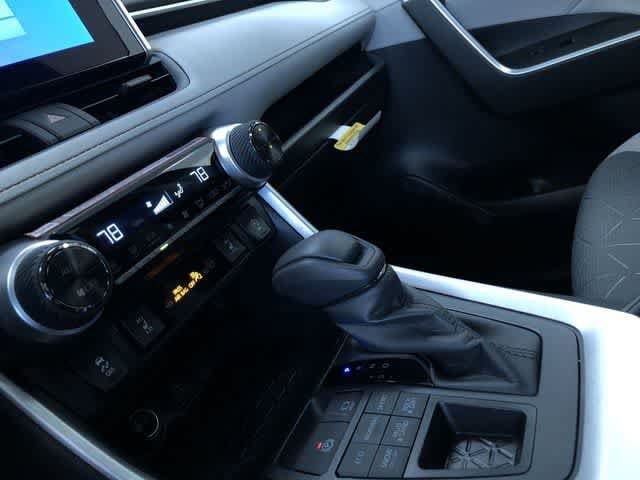 Thumbnail: 2025 Toyota RAV4 - 30