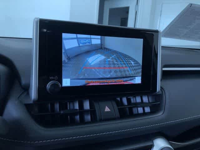 Thumbnail: 2025 Toyota RAV4 - 27