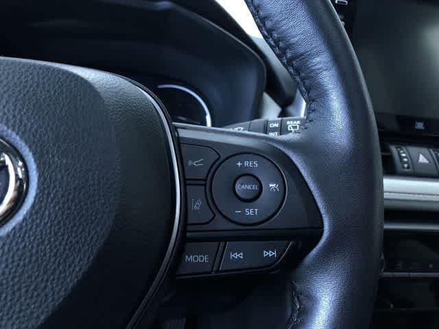 Thumbnail: 2022 Toyota RAV4 - 26