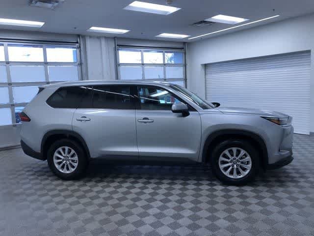 Thumbnail: 2025 Toyota Grand Highlander - 36