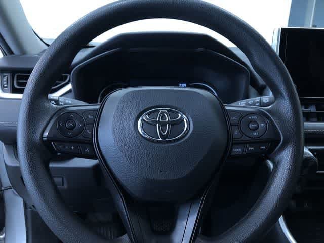 Thumbnail: 2023 Toyota RAV4 - 24