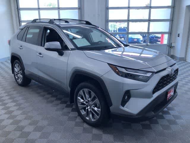 Thumbnail: 2022 Toyota RAV4 - 37