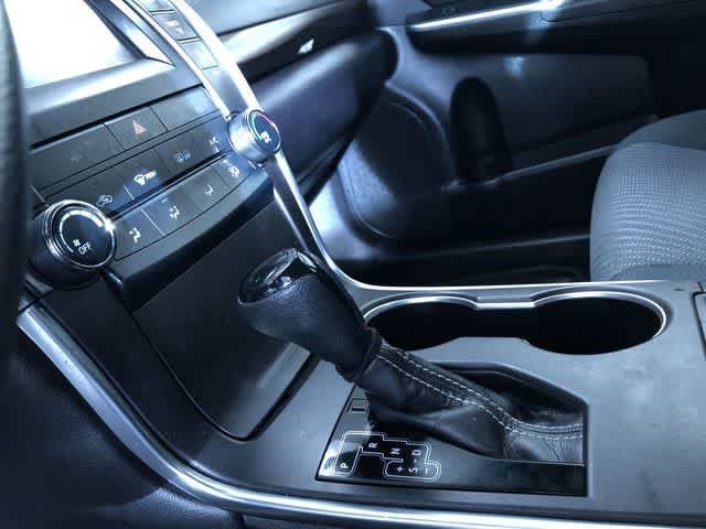 Thumbnail: 2017 Toyota Camry - 31