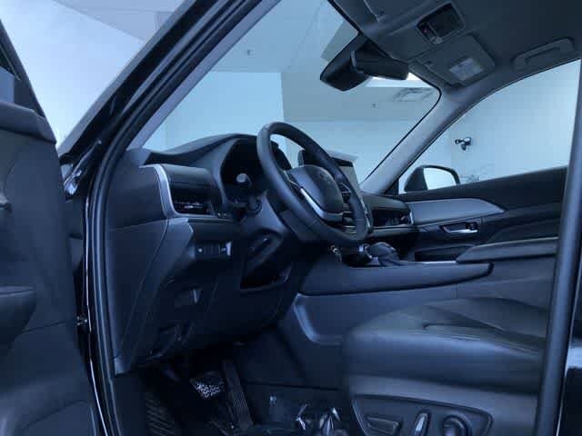 Thumbnail: 2025 Toyota Grand Highlander - 11