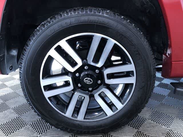 Thumbnail: 2023 Toyota 4Runner - 16