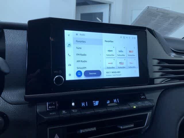 Thumbnail: 2025 Toyota Camry - 29