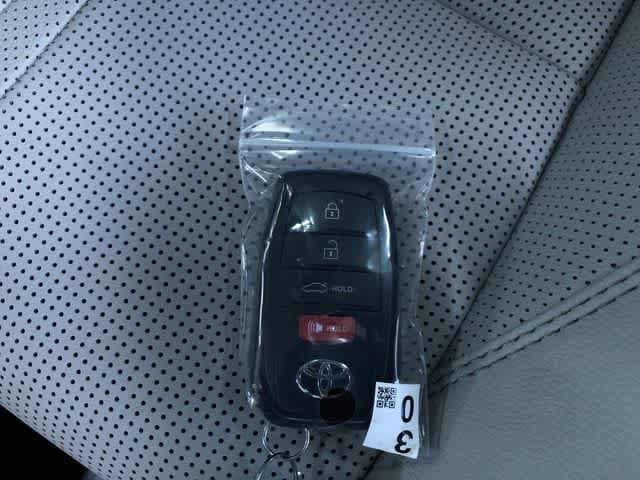 Thumbnail: 2026 Toyota Camry - 31