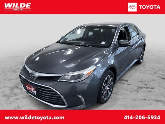 2018 Toyota Avalon XLE -
                West Allis, WI