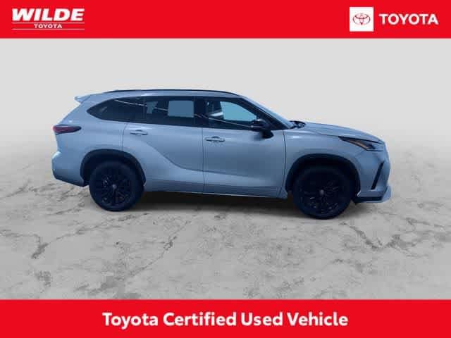 Thumbnail: 2025 Toyota Highlander - 2