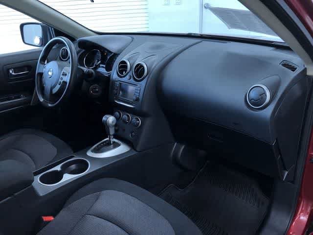 Thumbnail: 2011 Nissan Rogue - 23